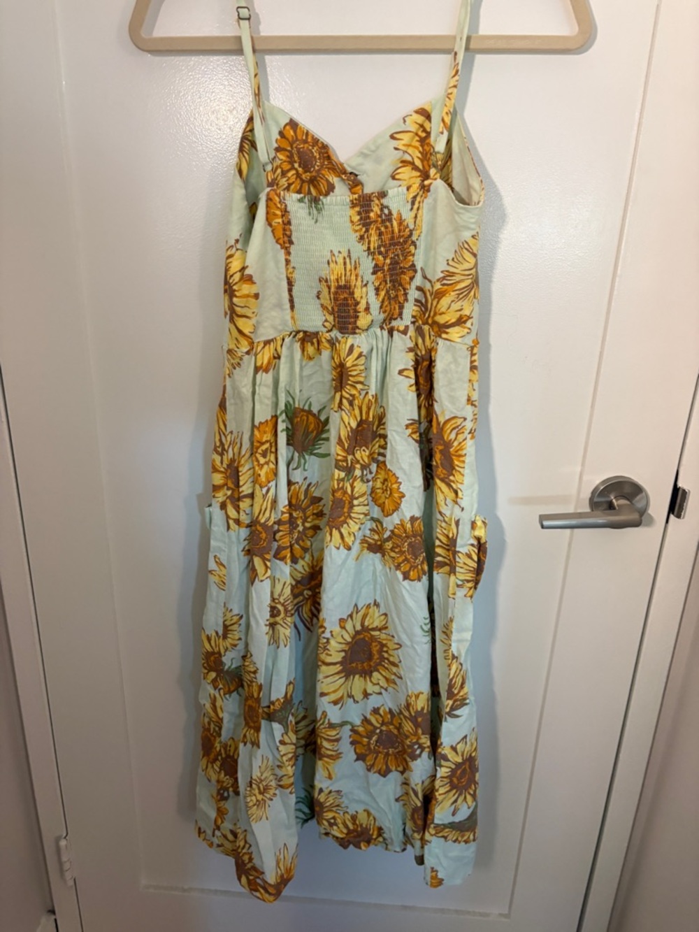 Urban Outfitters Sunflower Linen Dress - Picture 3 of 11